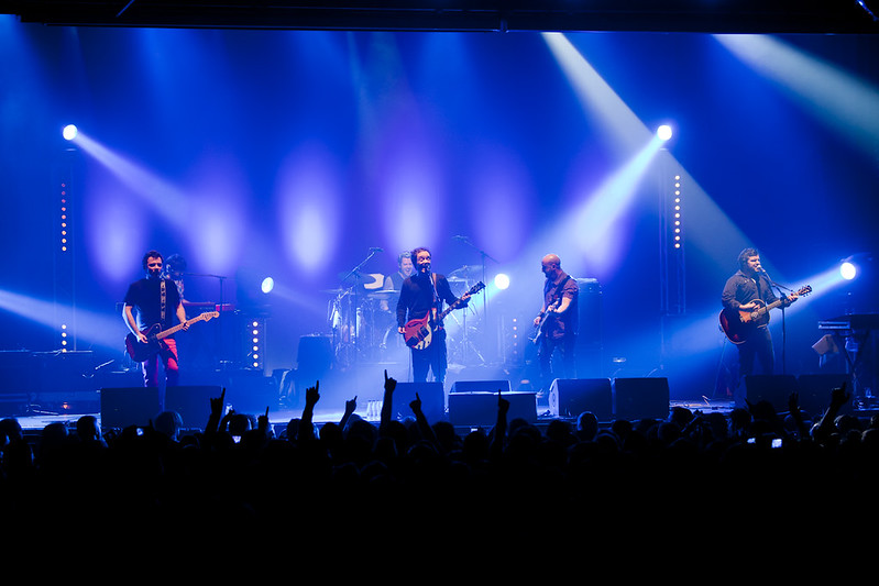 Love of Lesbian - Razzmatazz