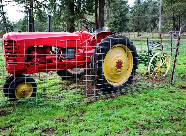 Red Tractor - GA645zi - Pro 800z