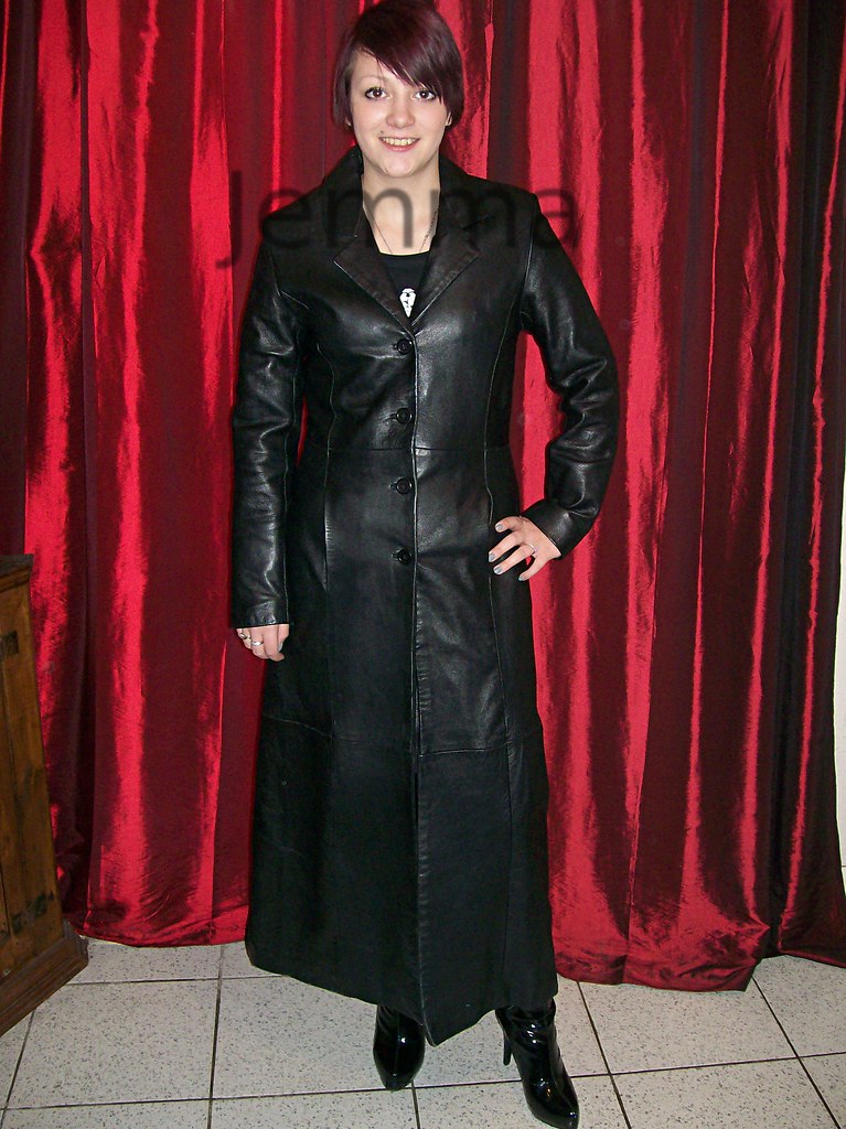 Leather Coat ebay | Dorita Jones | Flickr