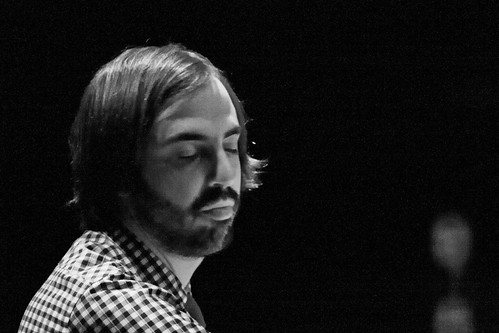 Sam Kassirer - Josh Ritter & The Royal City Band. Vicar Street Dublin 16th April 2011
