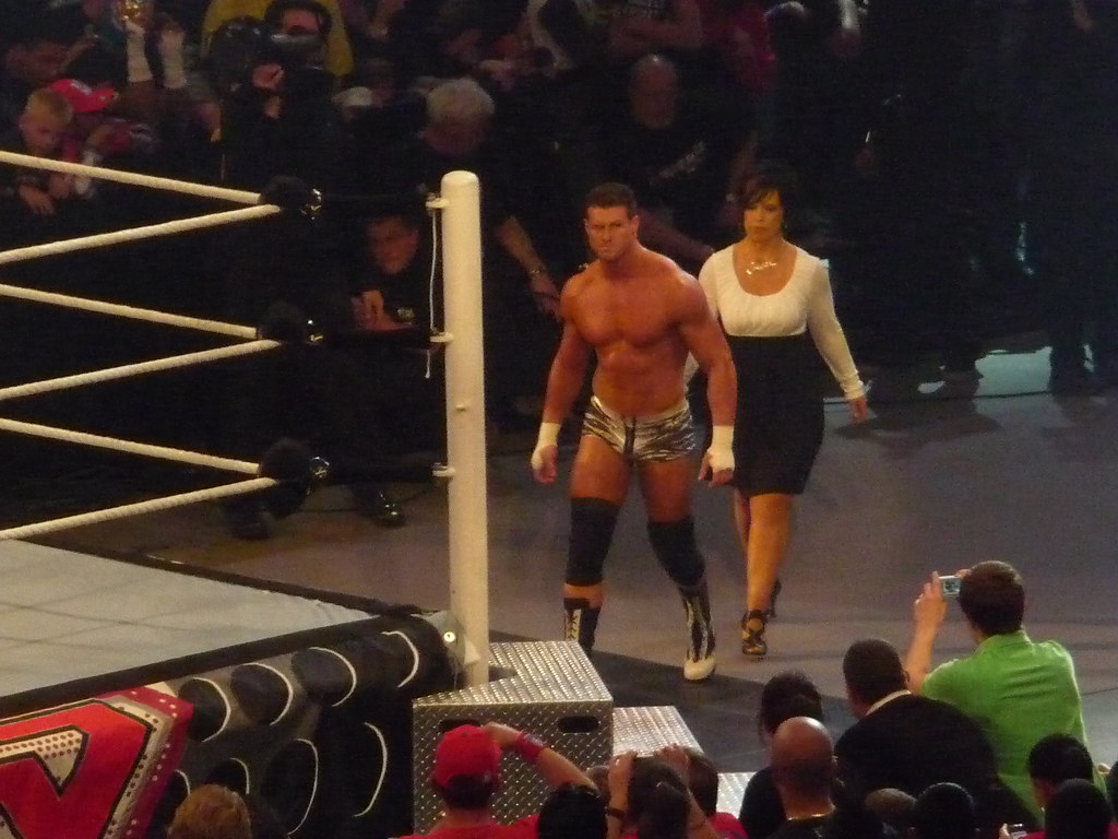 Evan Bourne vs Dolph Ziggler w. Vickie Guerrero.