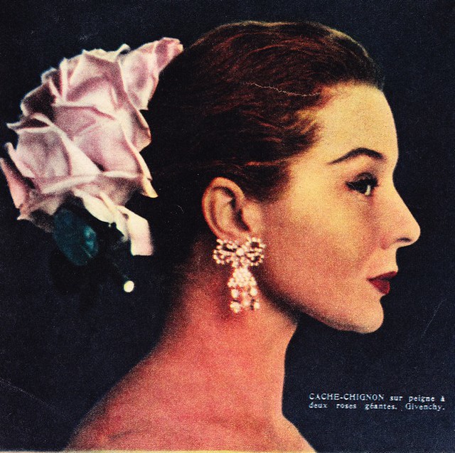 1956 - Givenchy hair accessories