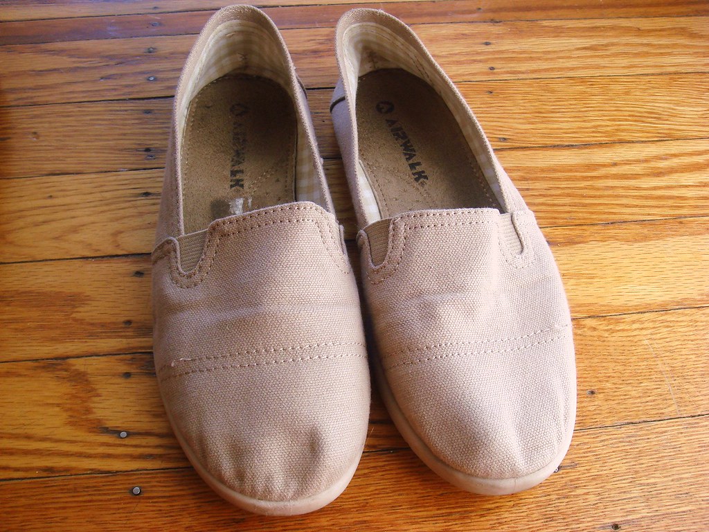 payless shoes slip ons