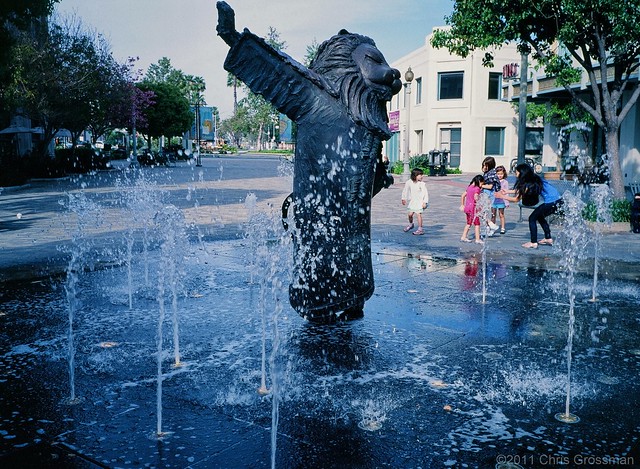 The Lion's Fountain - Downtown Culver City, California - GA645zi - Provia 400x