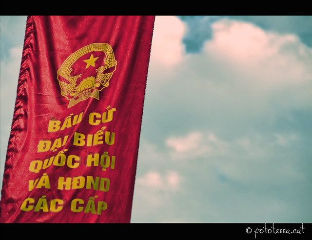 Bandera roja | Red flag [Hanói]