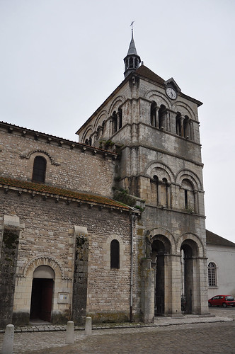 Abadia de Saint-Léger d’Ébreuil (Alvèrnia) | by Monestirs Puntcat