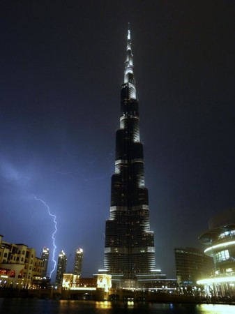 Burj Khalifa, Dubai   lightning  برج خليفة، دبي   البرق