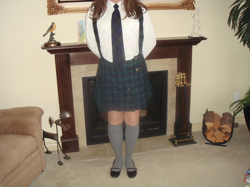 Schoolgirl Crossdresser