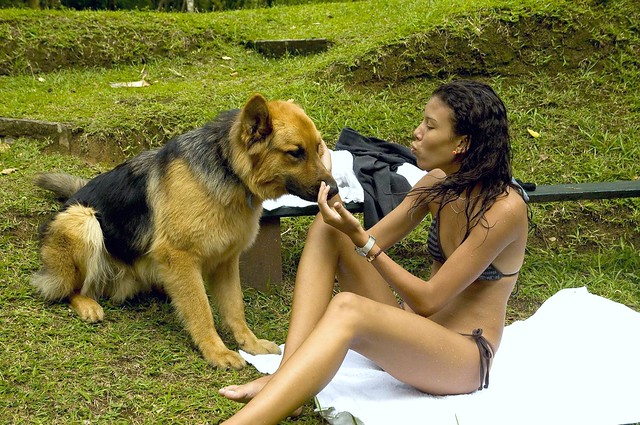 Lisa and the dog in Amantes da Natureza, Nova Friburgo, Brasil