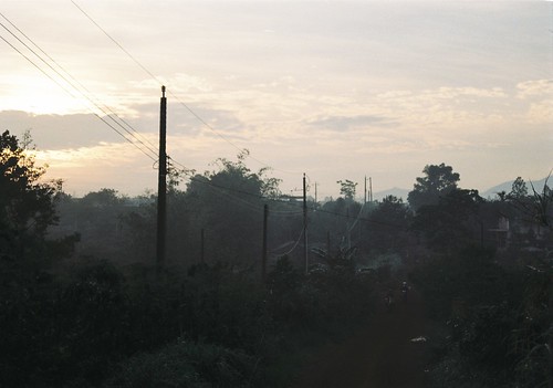 film fog analog sunrise 35mm vietnam highland analogue kodakfilm filmphotography nikonfm kodakcolorplus200 lamdong rừng baolam