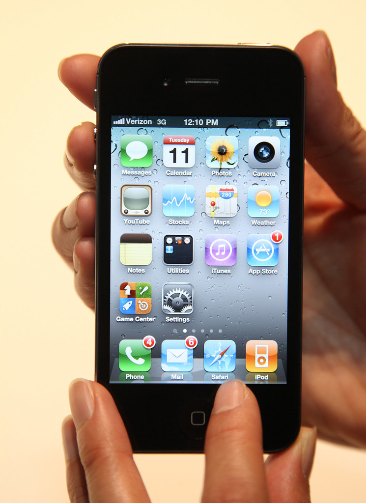 Apple iPhone 4 (Model A1349) on Verizon 3G Network