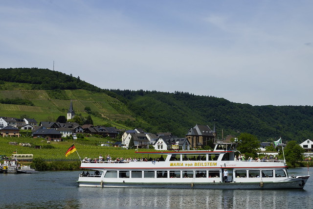 Rondvaartboot Maria von Beilstein bij aankomst in Beilstein 17-06-2015