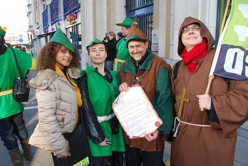 Action pour une taxe "Robin des bois" | by CNCD-11.11.11