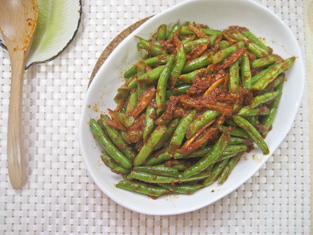 Green Beans with Sambal Ikan Bilis | Recipe on Tastes of Hom… | Flickr