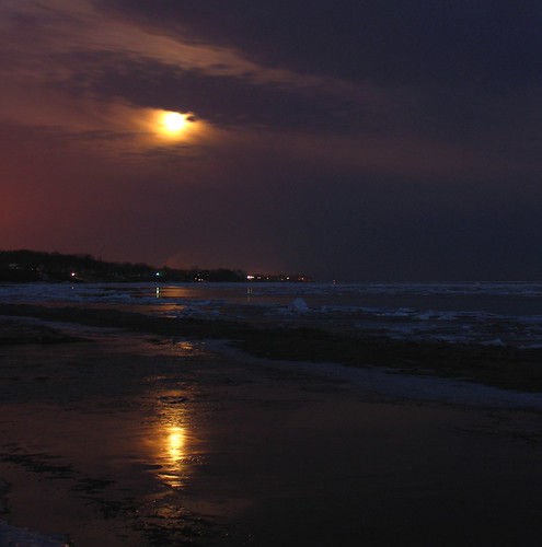 winter moon seascape ice lakeerie fb lunar moonset thawinglake