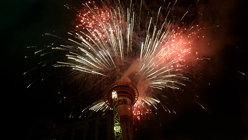 「Sky Tower Fire works Auckland」の画像検索結果