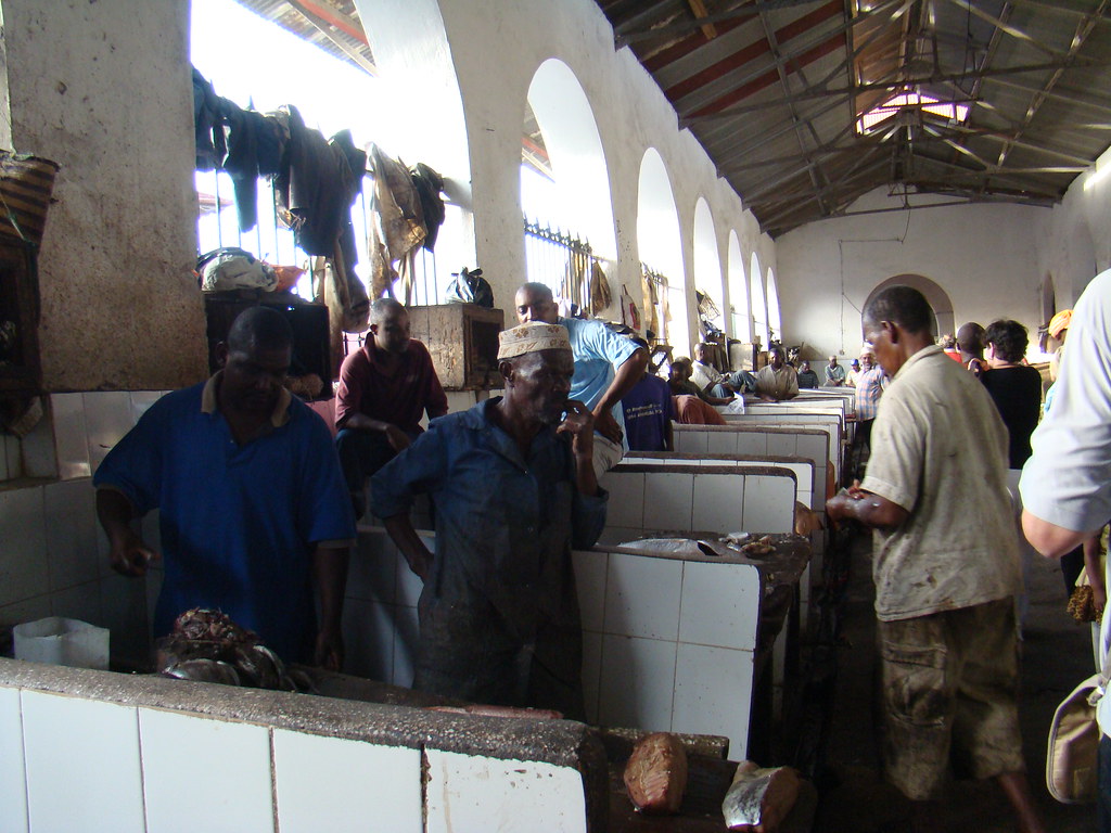 pescaderia edificio interior Mercado de Darajani Stone Town Zanzibar Tanzania 16