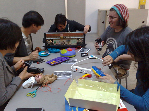 Art Center MDP Circuit Bending Workshop, 05 March 2011