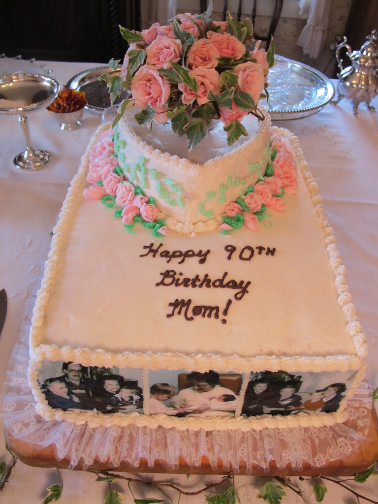 3284 Kathleens Moms 90th Birthday Cake Mom's Big 90th