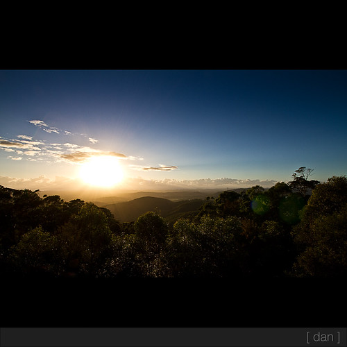 sun sunrise australia lensflare qld goldcoasthinterland canonefs1022mm seq beechmont canon7d danielglindemann