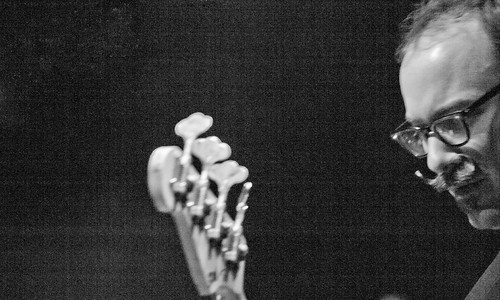 Zack Hickman - Josh Ritter & The Royal City Band. Vicar Street Dublin 16th April 2011