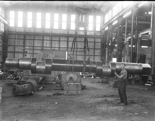 Man with crankshaft forging | by Powerhouse Museum Collection
