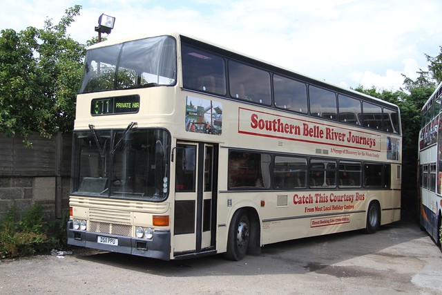ENSIGN LOAN VEHICLE D511PPU (on loan to STEPHENSONS) HAVERHILL 300611