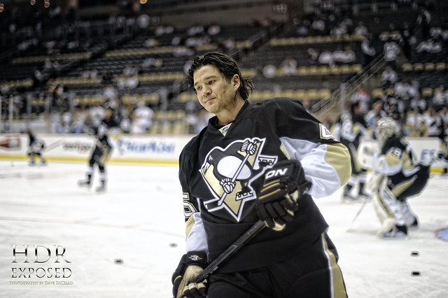 Arron Asham of the Pittsburgh Penguins