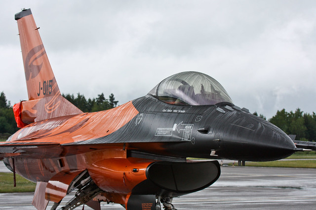 Netherlands - Air Force - J-015 - General Dynamics (Fokker) F-16AM Fighting Falcon (401)