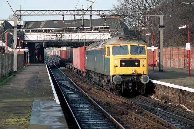 47116 heads east through Woodgrange Park with the 02:17 Leeds to Tilbury freightliner. 47116 was withdrawn in July 1990 and cut-up by CF Booth, Rotherham in June 1994 (info courtesy WNXX.com).