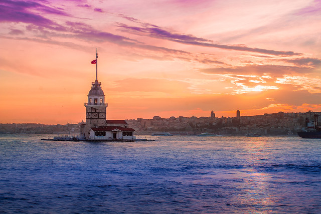 Kiz Kulesi - Wieża Leandra - Sunset in Istanbul
