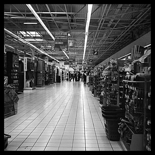 Ultra Moderne solitude - Supermarché | by abdelkrim13