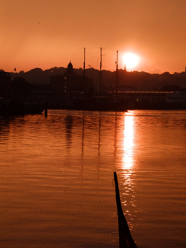 Sonnenuntergang im Regen by Manuel Eumann, sunset red sun germany lights evening fuji sonnenuntergang schleswigholstein flensburg x10 abendstim