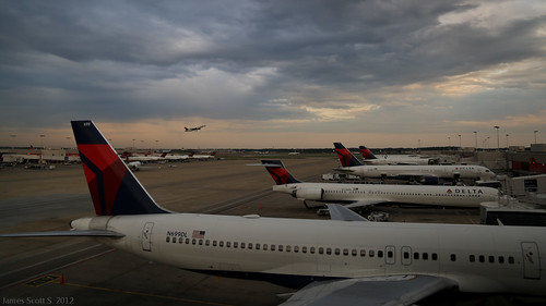 2012-04-10 5DIII Atlanta ATL 013 by James Scott S, "L" for larger view ... ATL or Atlanta's Hartsfield-Jackson International airport ... like