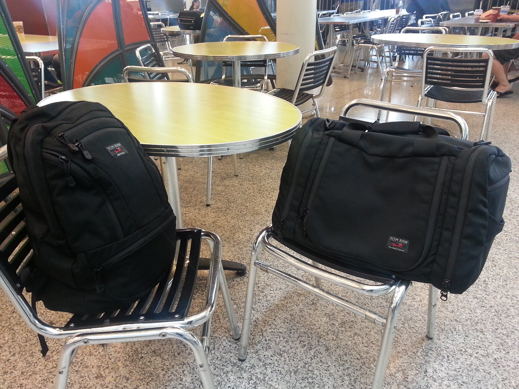 Synapse 25 And Aeronaut From Tom Bihn Forums Member Sofapu Flickr