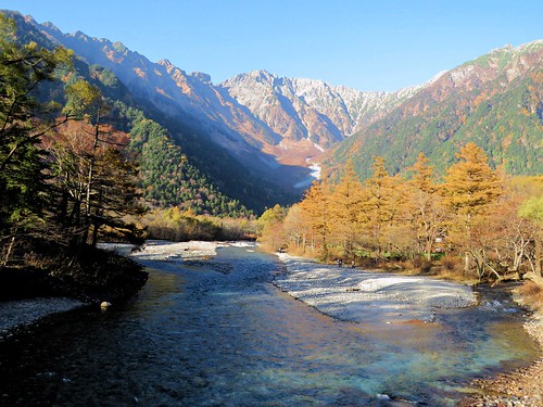 上高地 河童橋 nature landscape river mountain tree autum fall reflection japan japanese