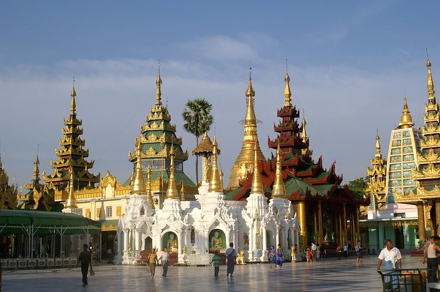 DSC014/Myanmar/Yangon/Paya Shwédagon Pagoda/Tazaung Pavillon