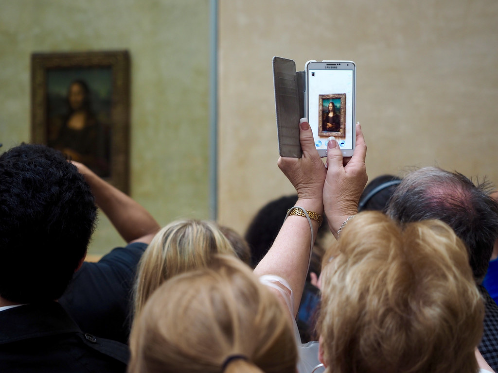 Global Interactions - Seeing the world through the window of your phone - Mona Lisa, Louvre, Paris, France