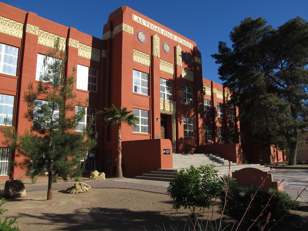 Old Las Vegas High School, Las Vegas, Nevada Las Vegas Hig… Flickr