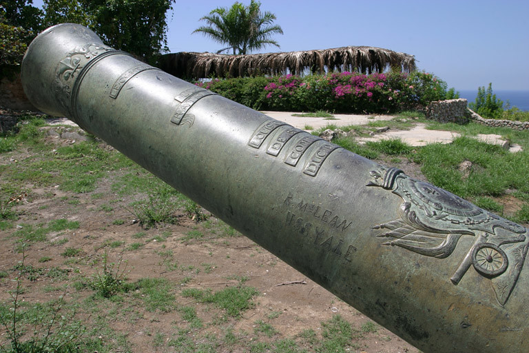 Cannon has "USS Yale" imprinted