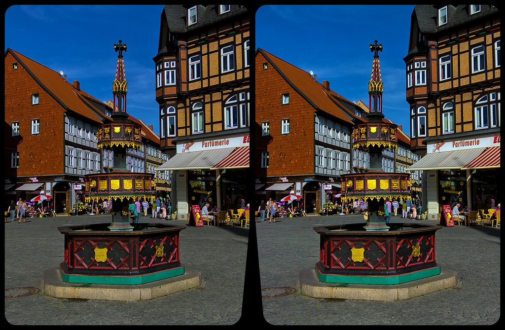 Wernigerode Market Square 3D ::: HDR Cross-Eye