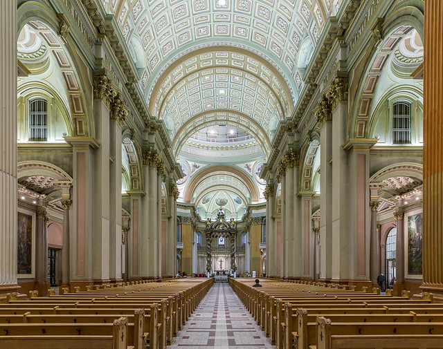 Cathédrale Marie-Reine-du-Monde