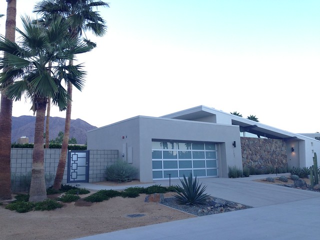 Palm Springs Desert Modern houses