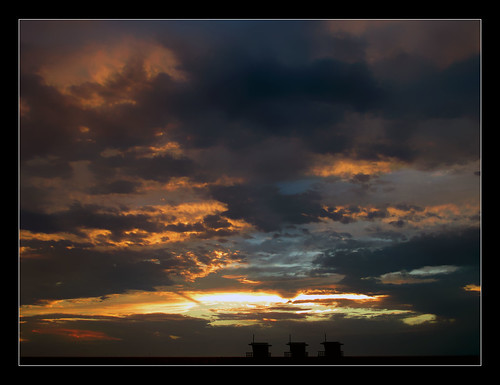 sunset sundown dusk sky clouds evening beach venicebeach california usa