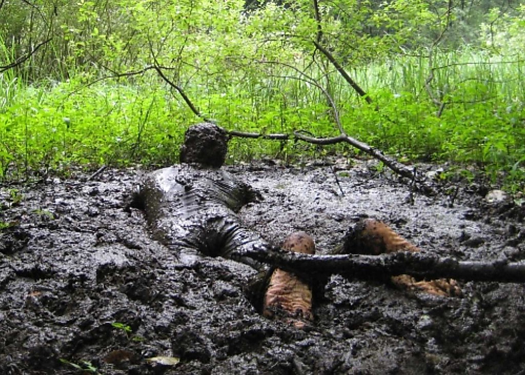 Mud bath in Catsuit
