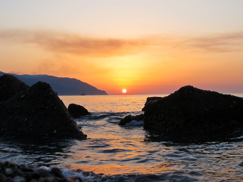 Sunset Beach by A n d y M PHOTO, <a href="http://500px.com/photo/8535101" rel="nofollow">5 0 0 p x</a> / <a href="http://500px.com/An
