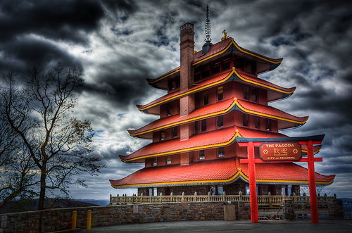 sky building architecture landscape reading pagoda pennsylvania pa hdr readingpagoda