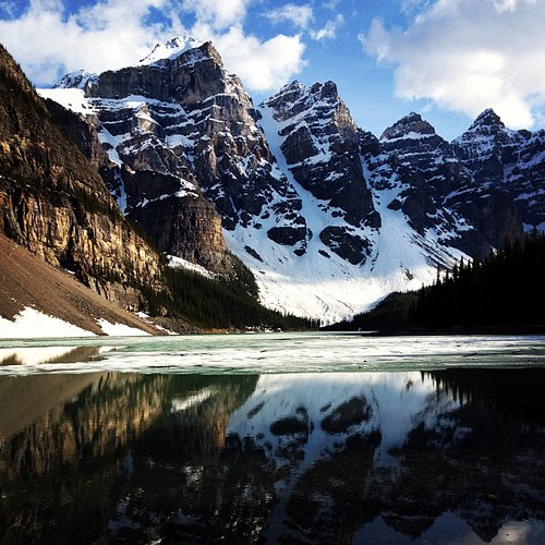 Words can't even describe how amazing Moraine Lake is - si… | Flickr