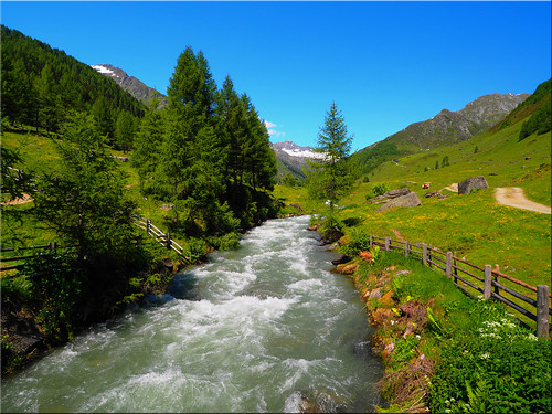 ahrntal geo:lat=4705439152 geo:lon=1214141864 geotagged ita italien kasern südtirolaltoadige valleaurina ahr italia italy fluss river alpen alps