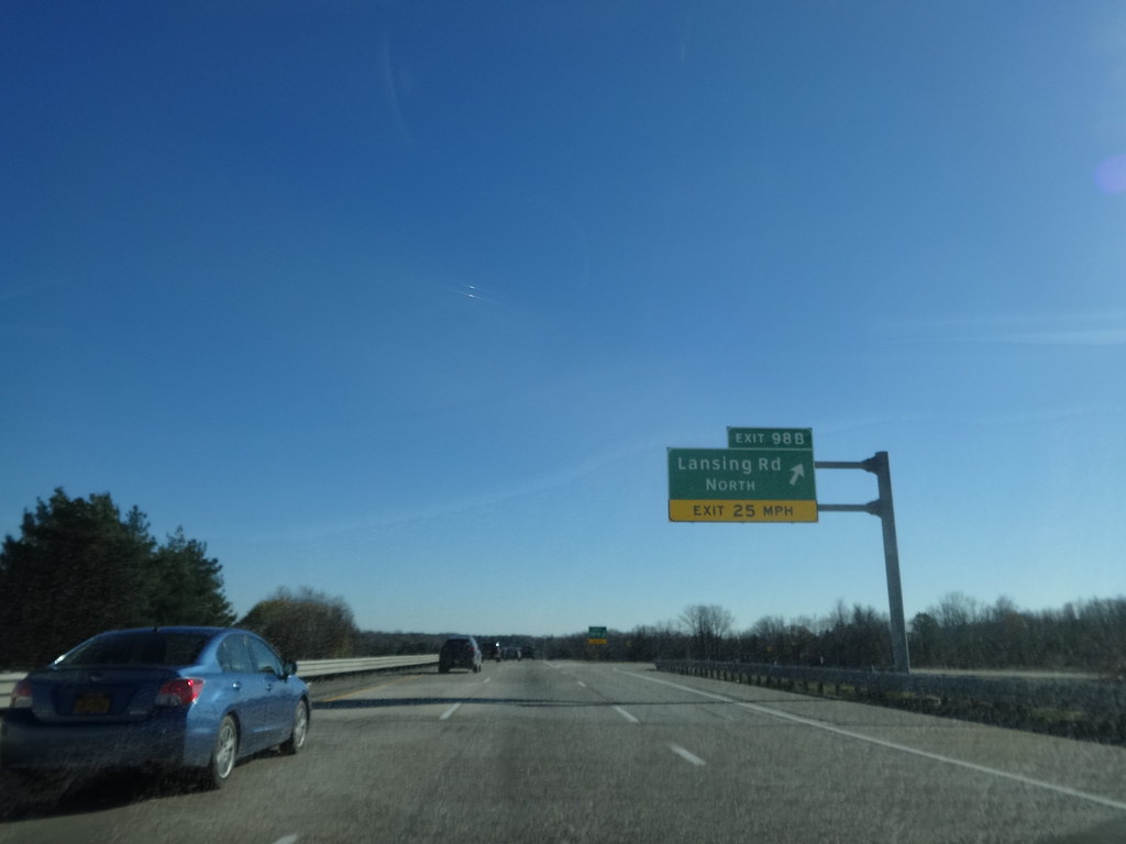 DSC08807 | Interstate 96 East at Exit 98B - Lansing Road Nor… | Flickr